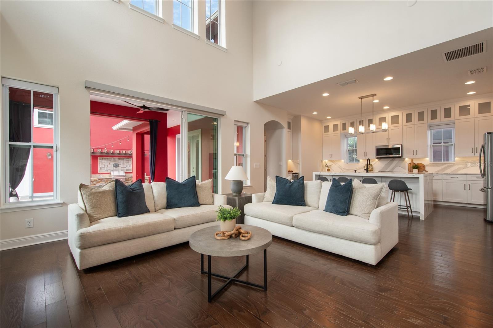 Image 17 of 97 For 13866 Walcott Avenue