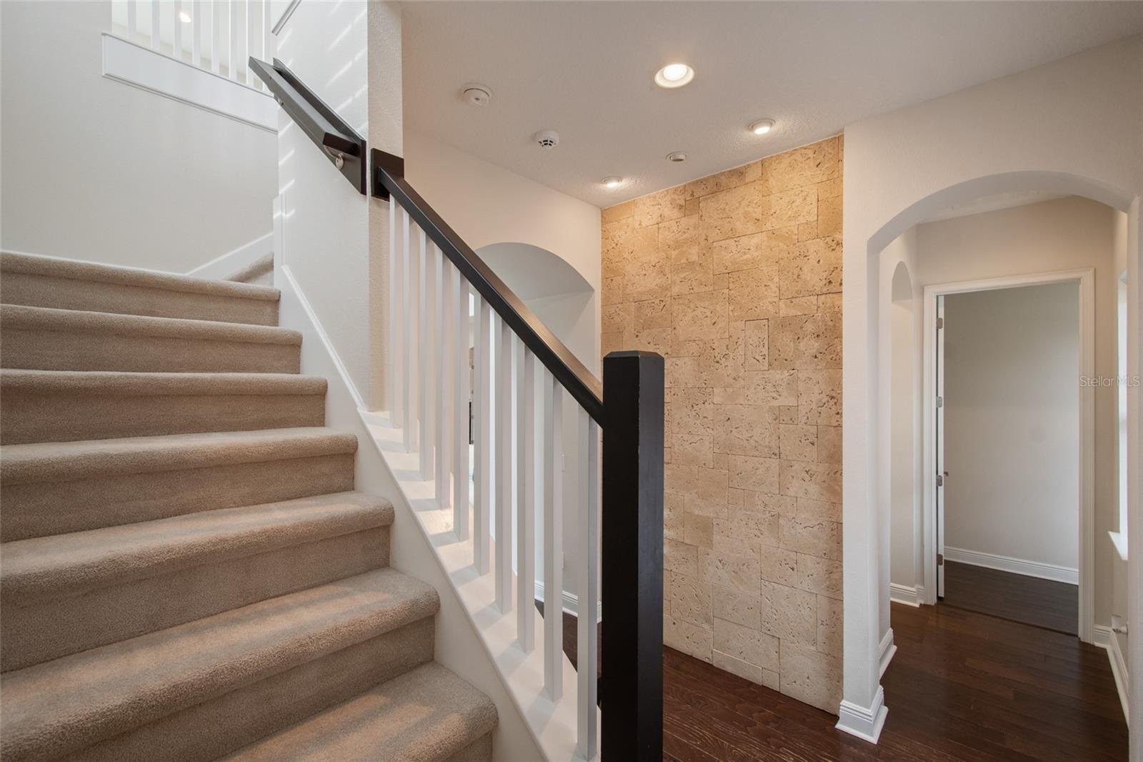 Image 30 of 97 For 13866 Walcott Avenue