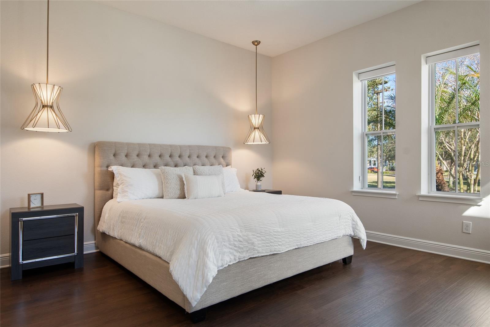 Image 33 of 97 For 13866 Walcott Avenue