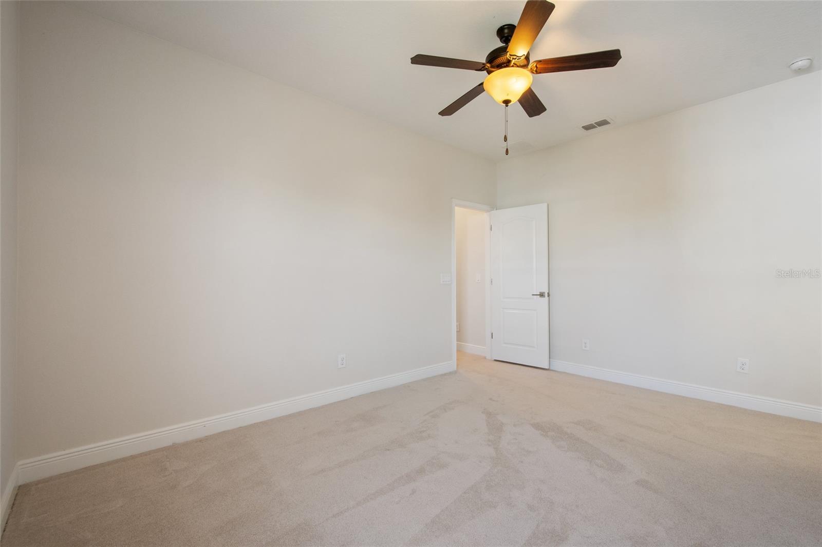 Image 46 of 97 For 13866 Walcott Avenue