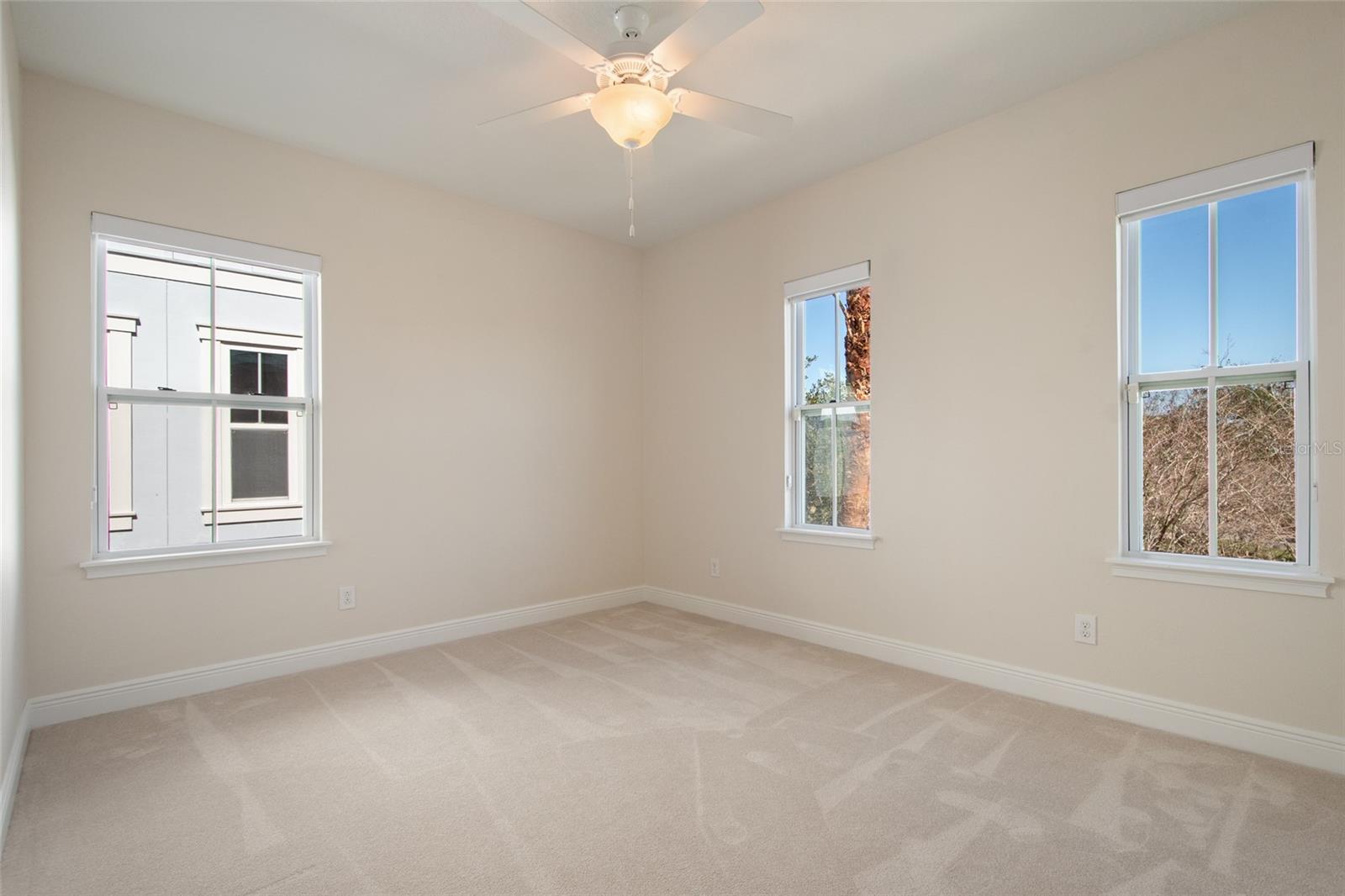 Image 51 of 97 For 13866 Walcott Avenue