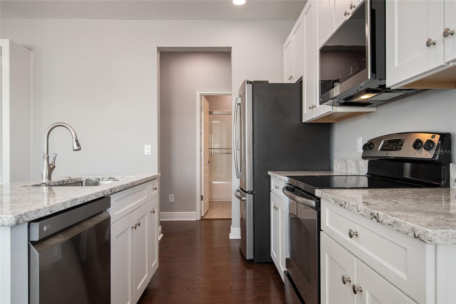 Image 75 of 97 For 13866 Walcott Avenue