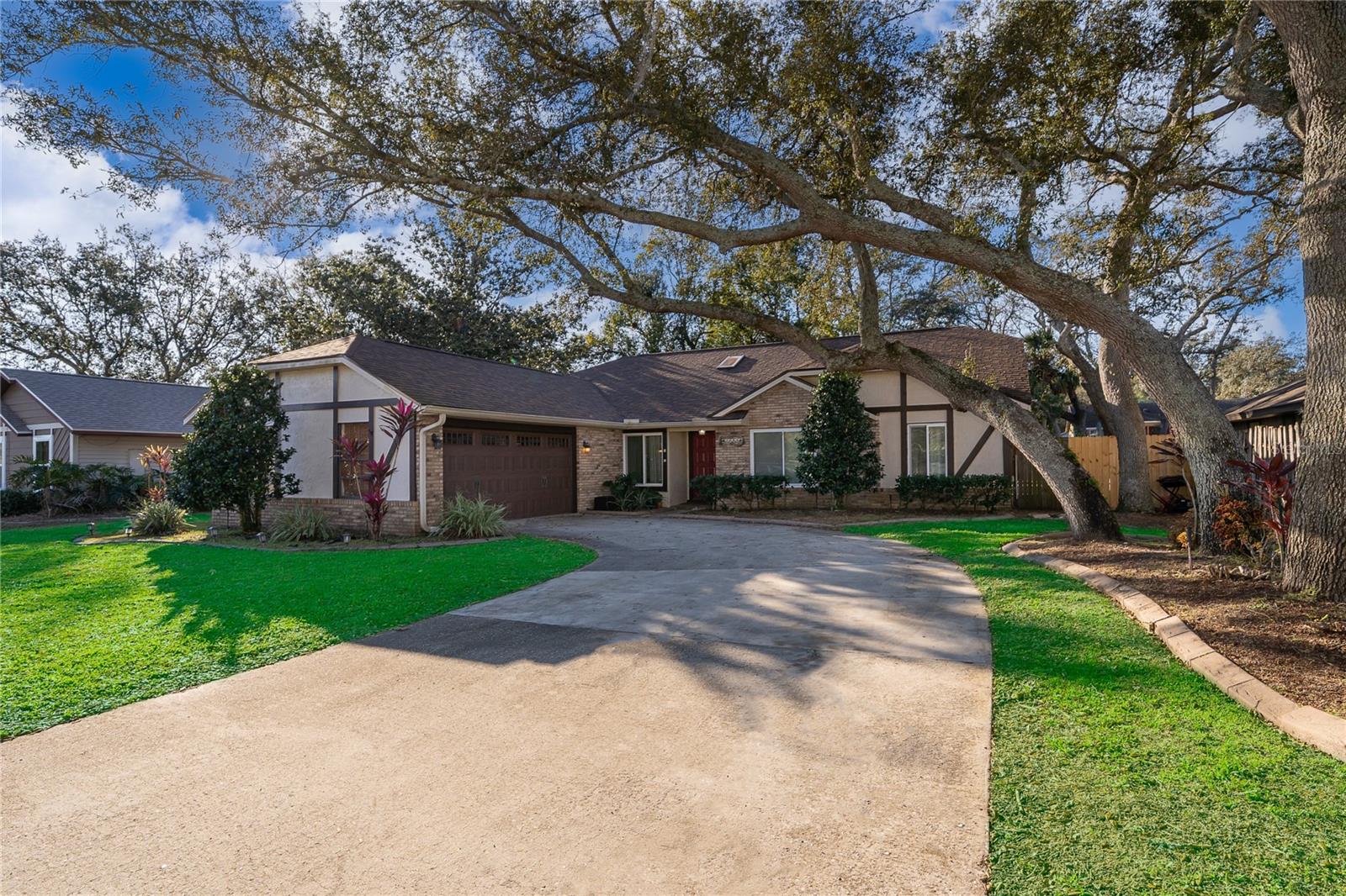 Image 3 of 33 For 1663 Spicewood Lane