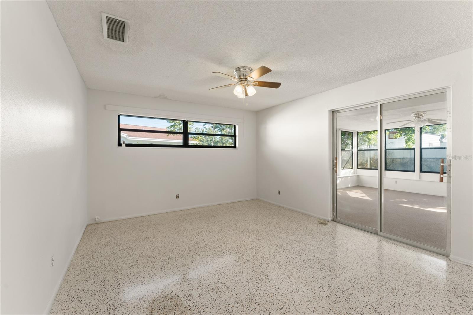 Image 25 of 37 For 3013 Telka Lynn Drive