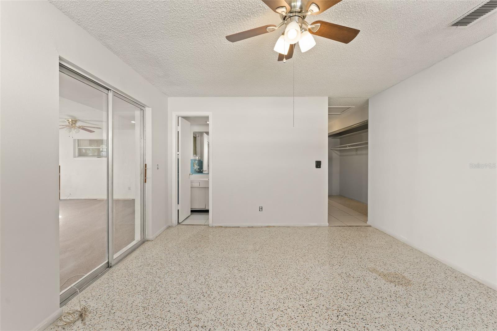 Image 26 of 37 For 3013 Telka Lynn Drive