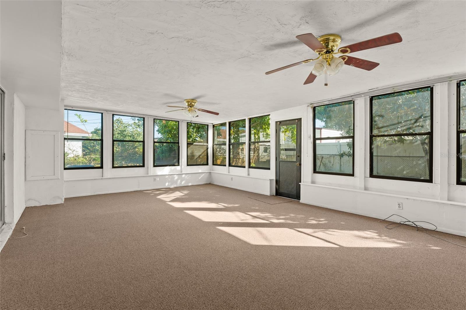 Image 29 of 37 For 3013 Telka Lynn Drive