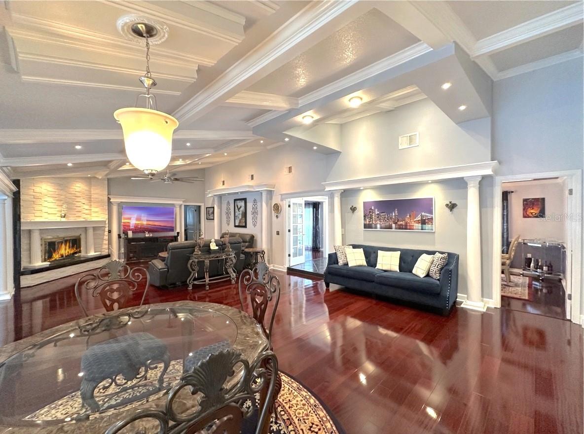 Image 12 of 48 For 8162 Oak Park Road