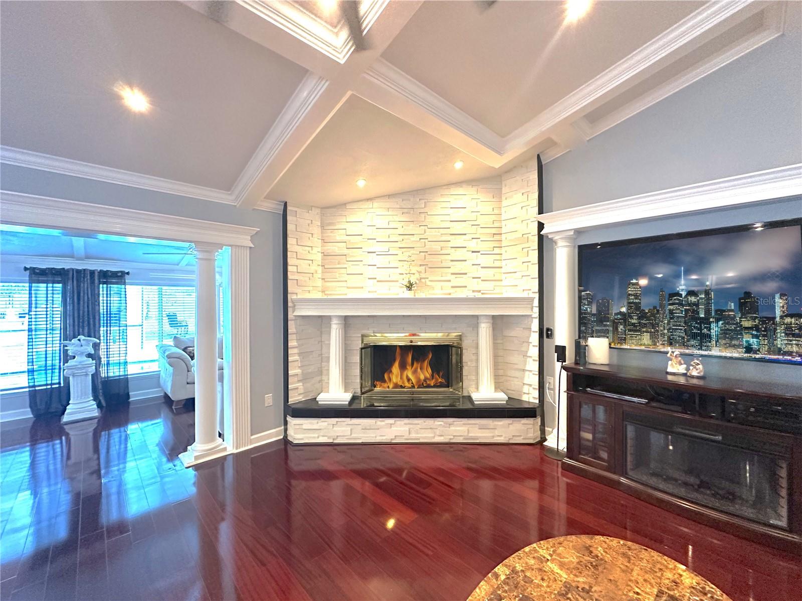 Image 13 of 48 For 8162 Oak Park Road