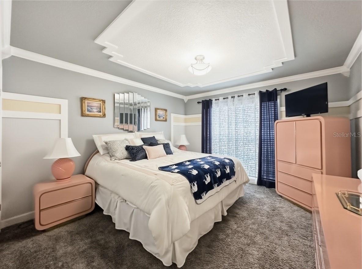 Image 21 of 48 For 8162 Oak Park Road