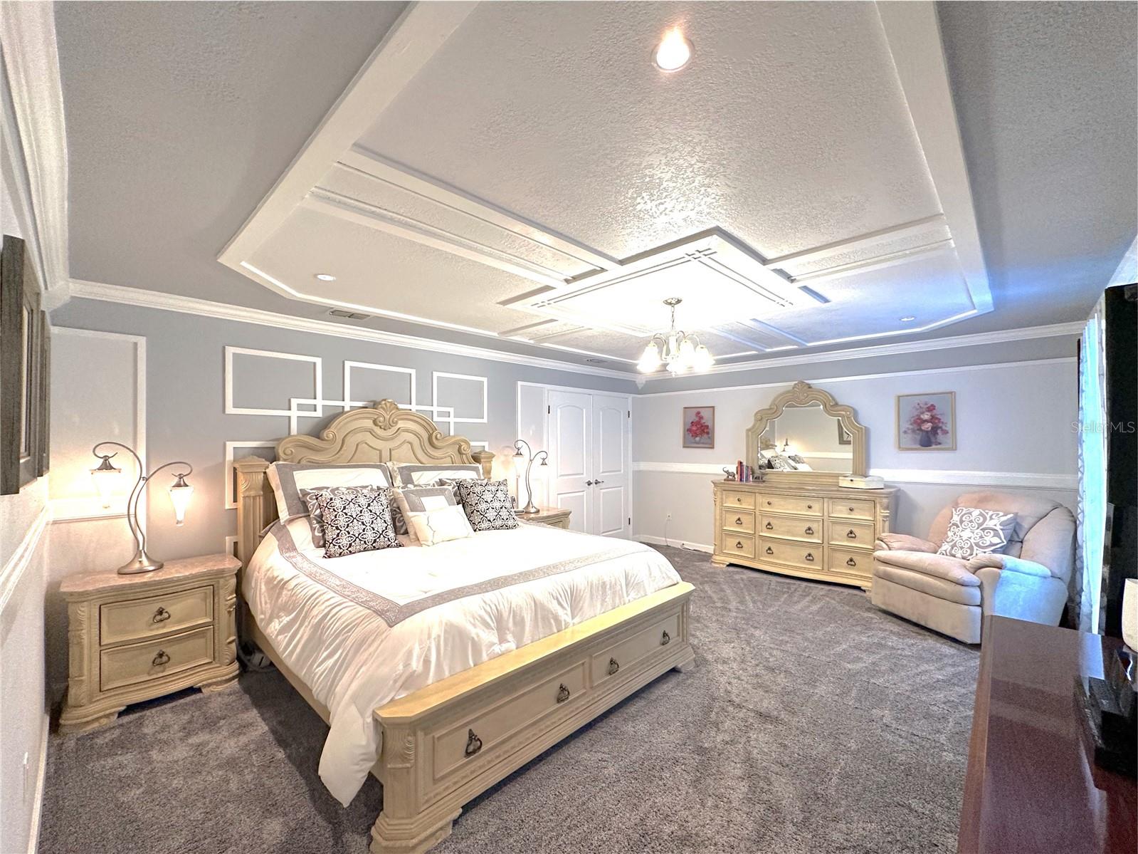 Image 27 of 48 For 8162 Oak Park Road