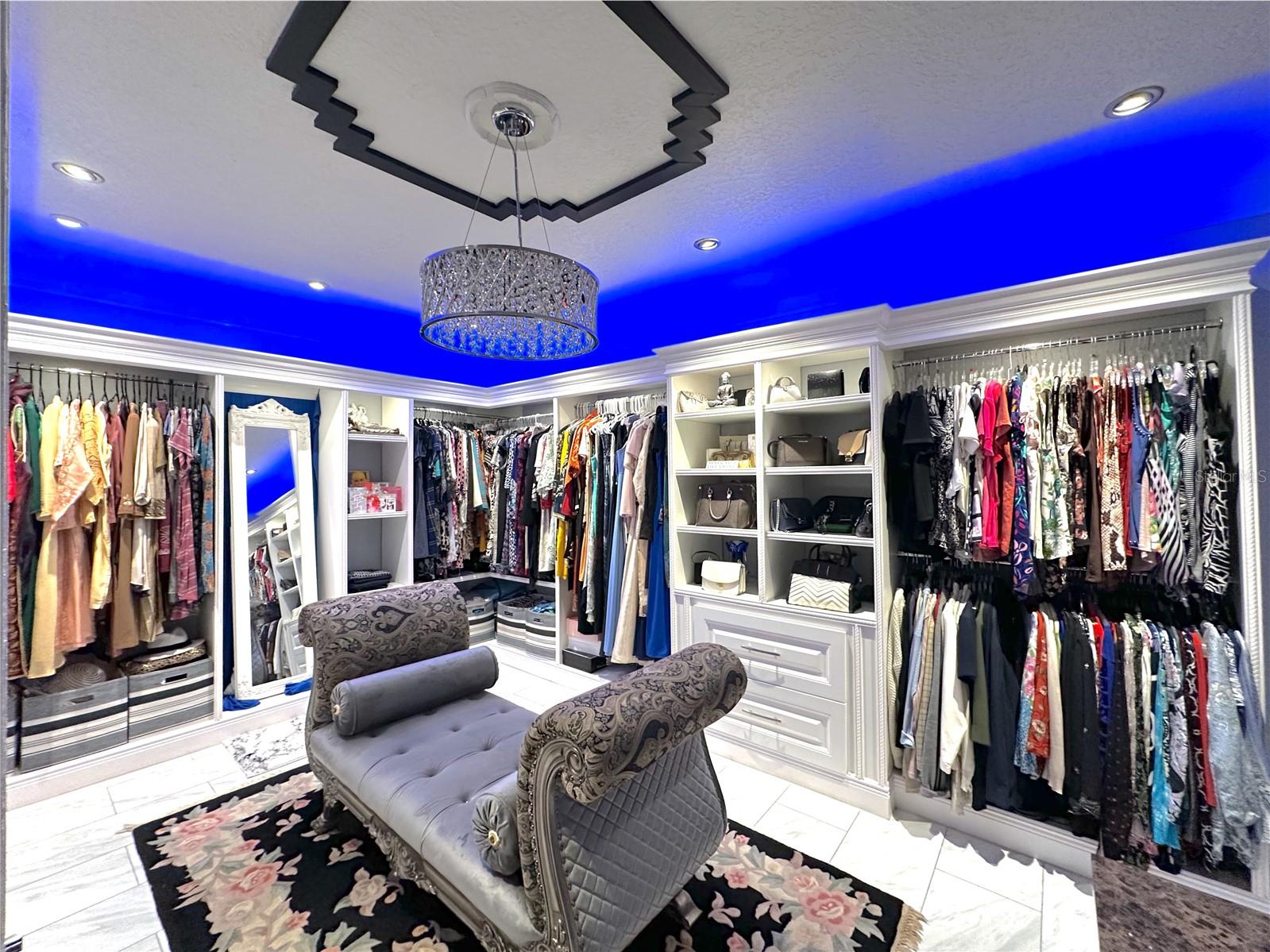 Image 34 of 48 For 8162 Oak Park Road