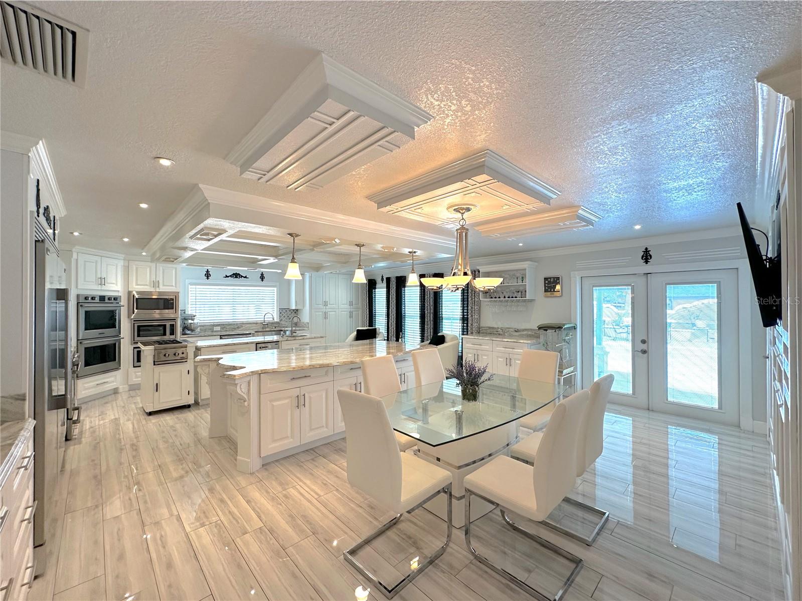 Image 39 of 48 For 8162 Oak Park Road