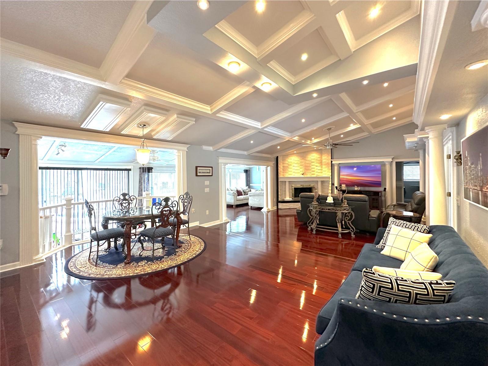 Image 9 of 48 For 8162 Oak Park Road