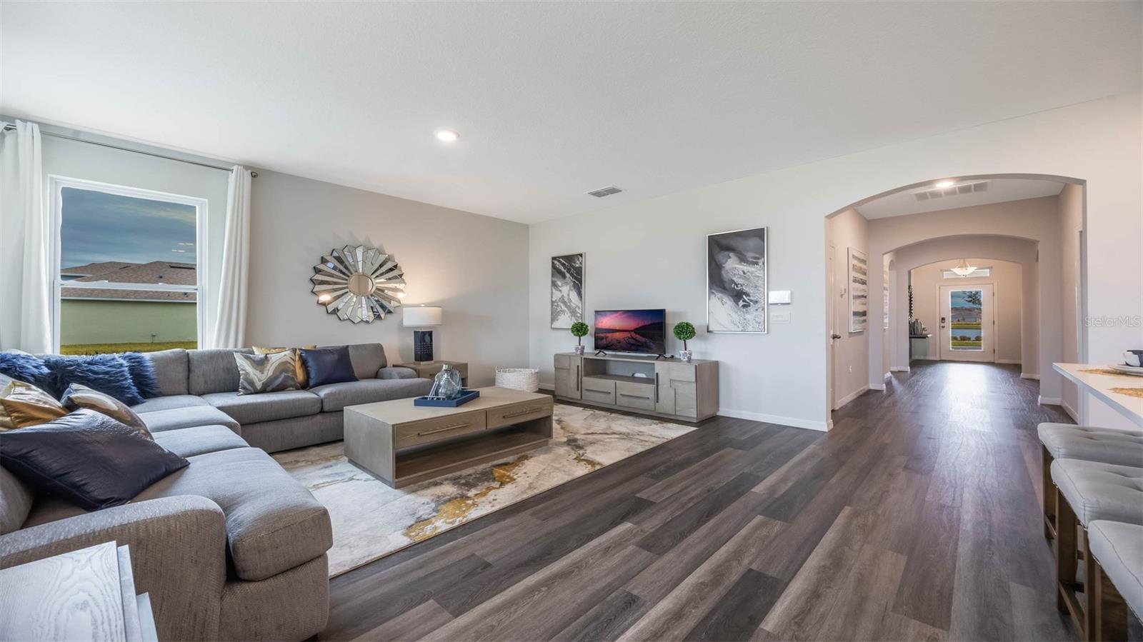 Image 17 of 73 For 2960 House Finch Road