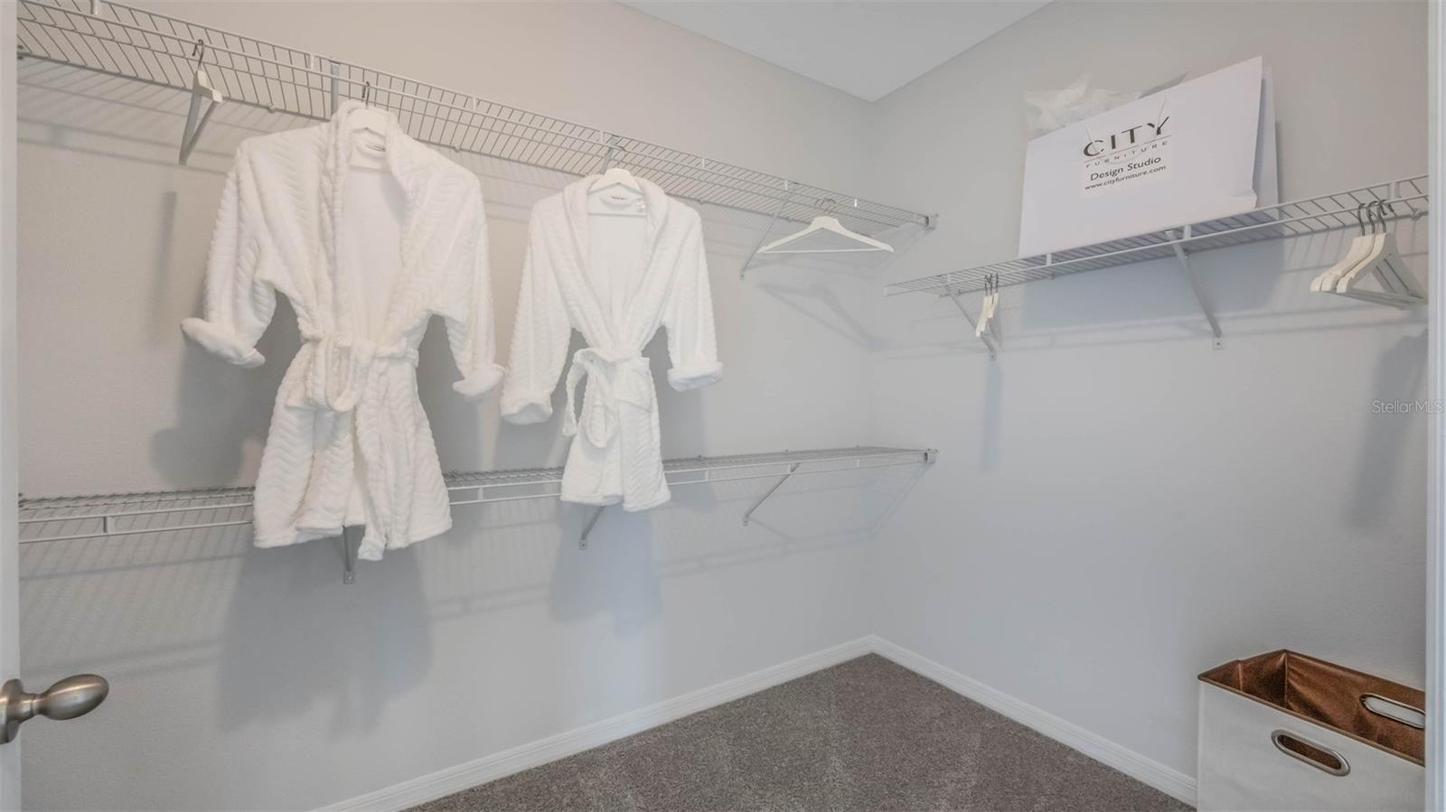 Image 24 of 73 For 2960 House Finch Road