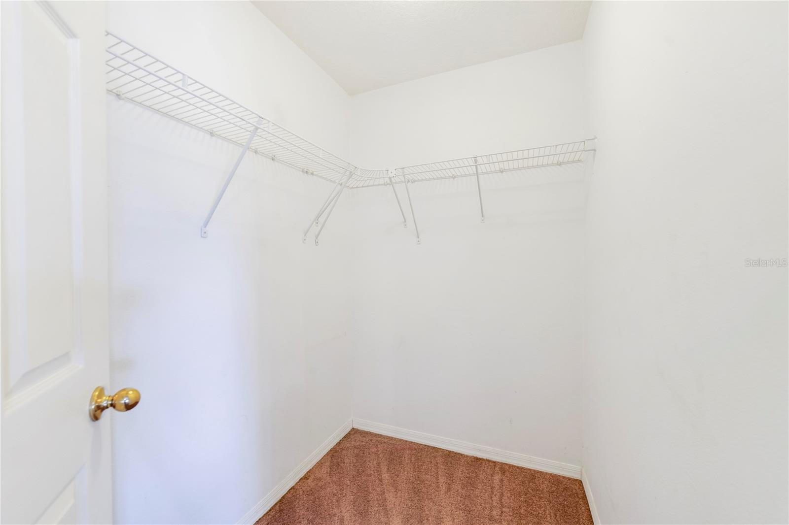 Image 14 of 26 For 226 Paradise Woods Court