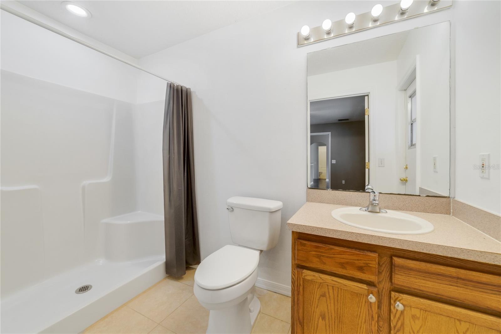 Image 16 of 26 For 226 Paradise Woods Court