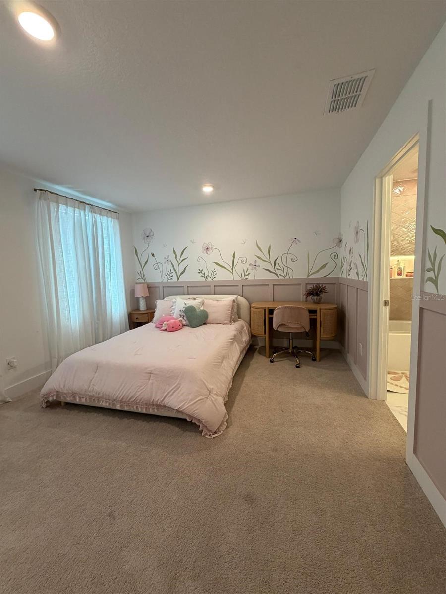 Image 16 of 44 For 17231 Melogold Way