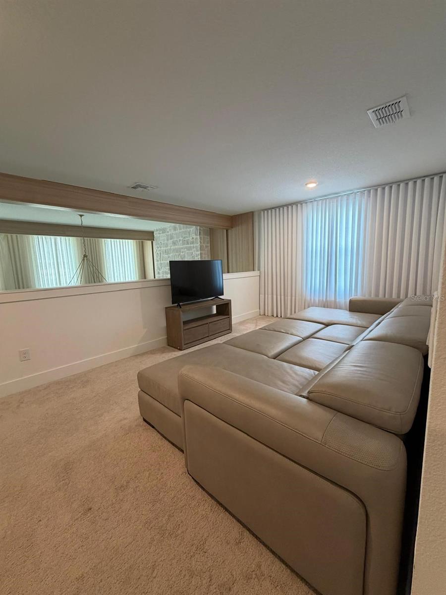 Image 17 of 44 For 17231 Melogold Way