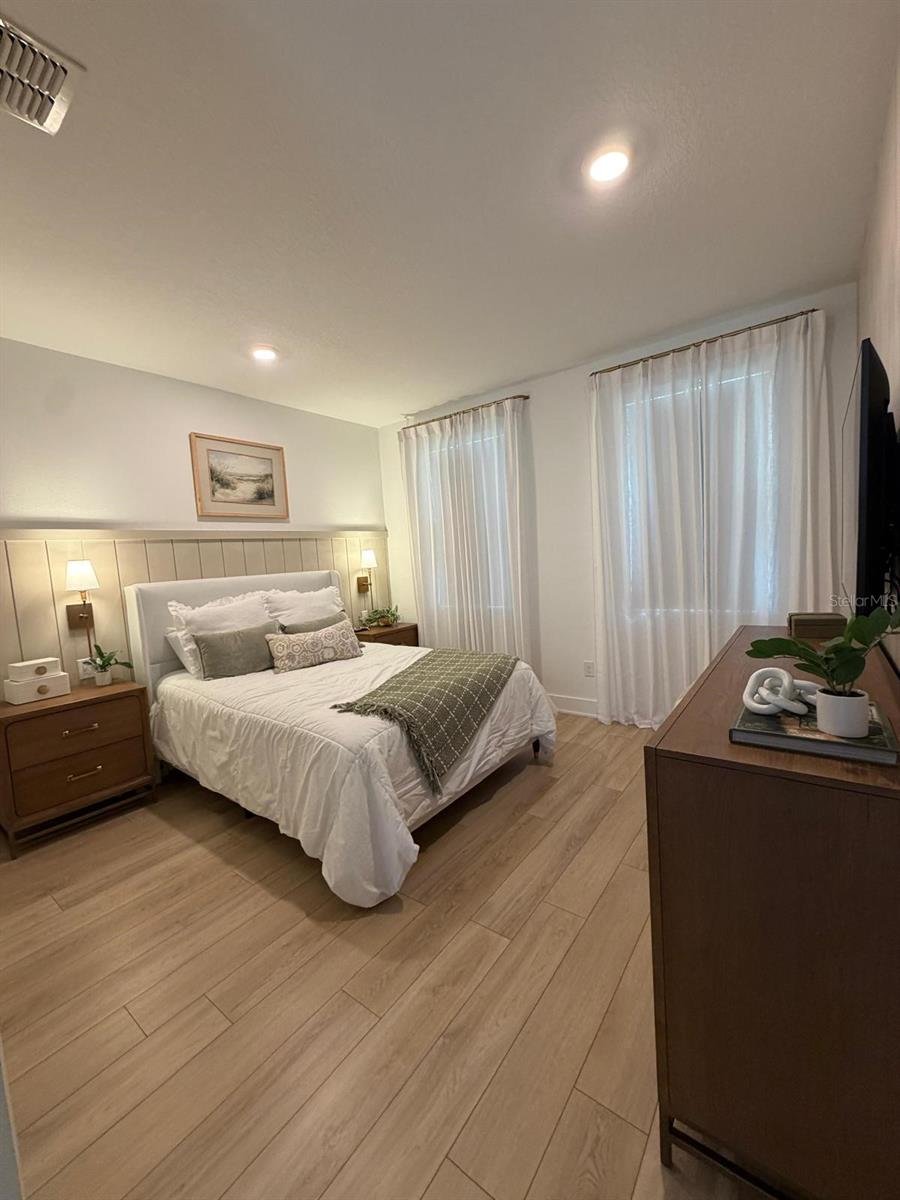 Image 41 of 44 For 17231 Melogold Way