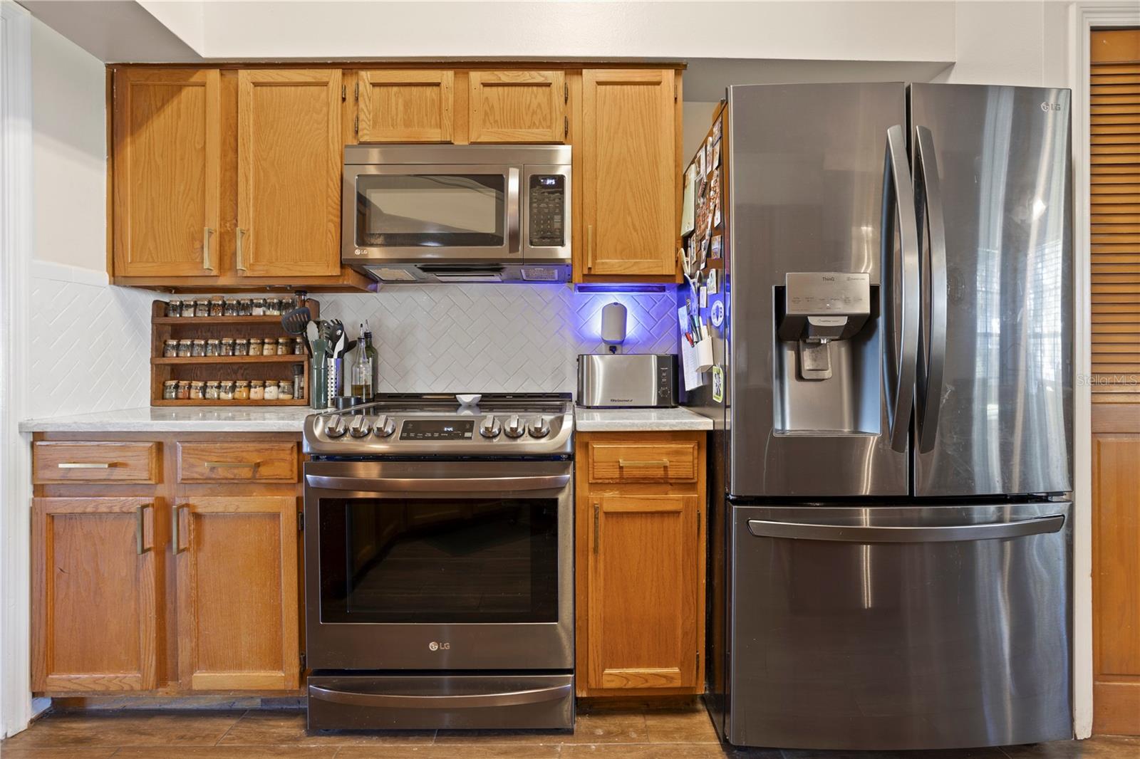 Image 15 of 50 For 707 Kellys Cove