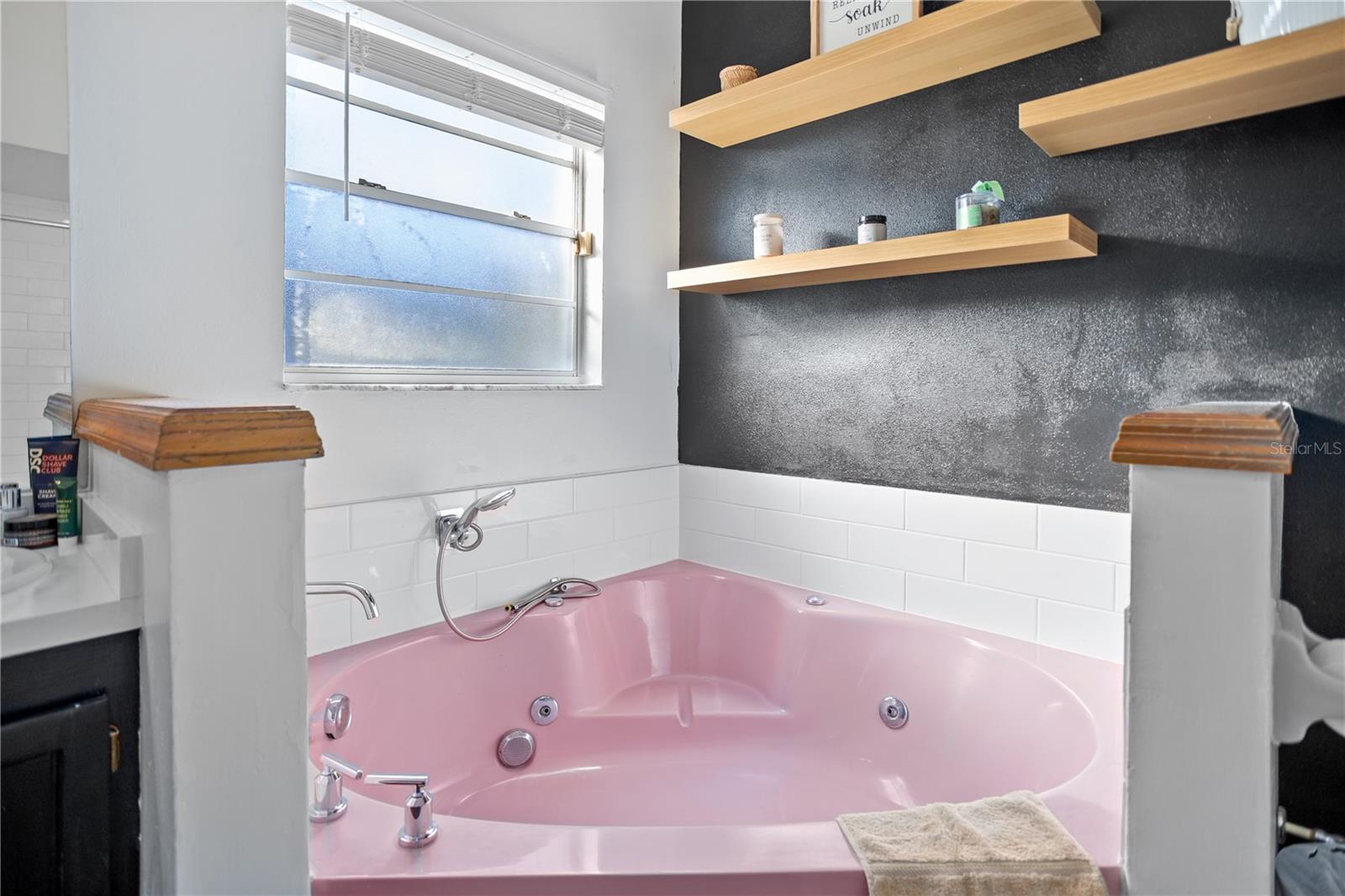 Image 22 of 50 For 707 Kellys Cove