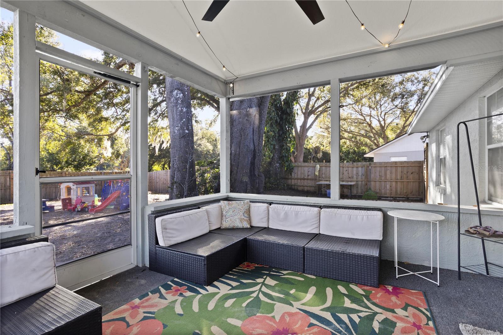 Image 36 of 50 For 707 Kellys Cove