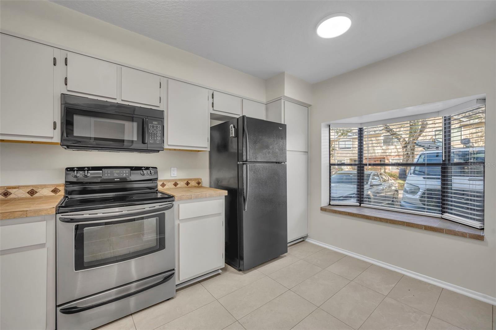 Image 11 of 28 For 195 Sandlewood Trail 2