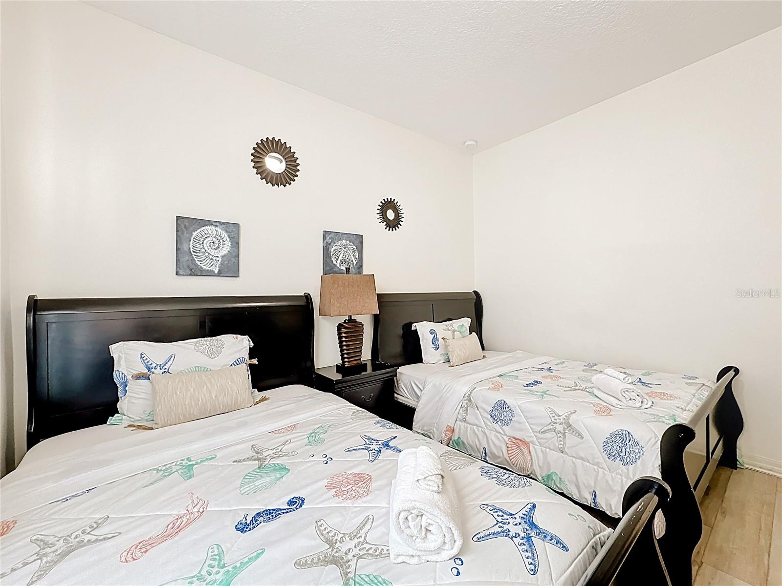 Image 14 of 34 For 8986 Shine Drive