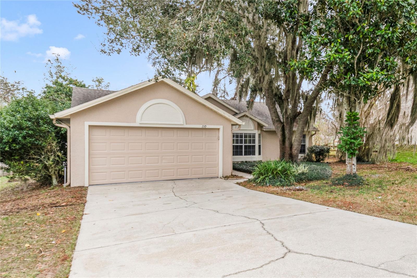 Details for 210 Meadow Green Drive, DAVENPORT, FL 33837