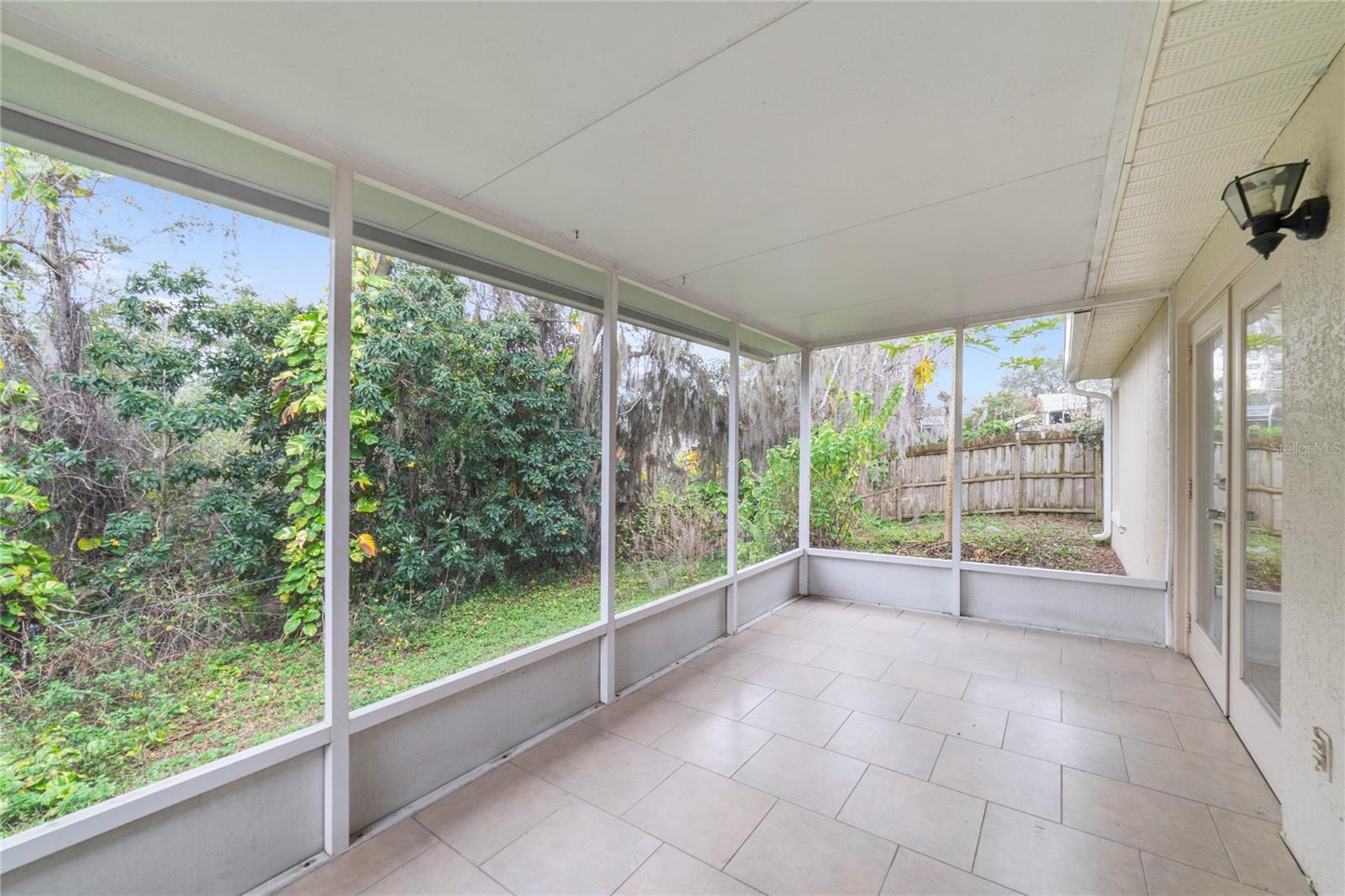 Image 22 of 25 For 210 Meadow Green Drive