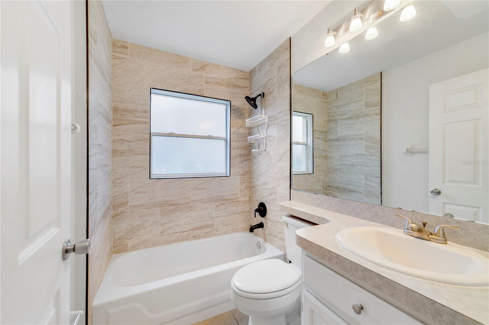 Image 5 of 25 For 210 Meadow Green Drive