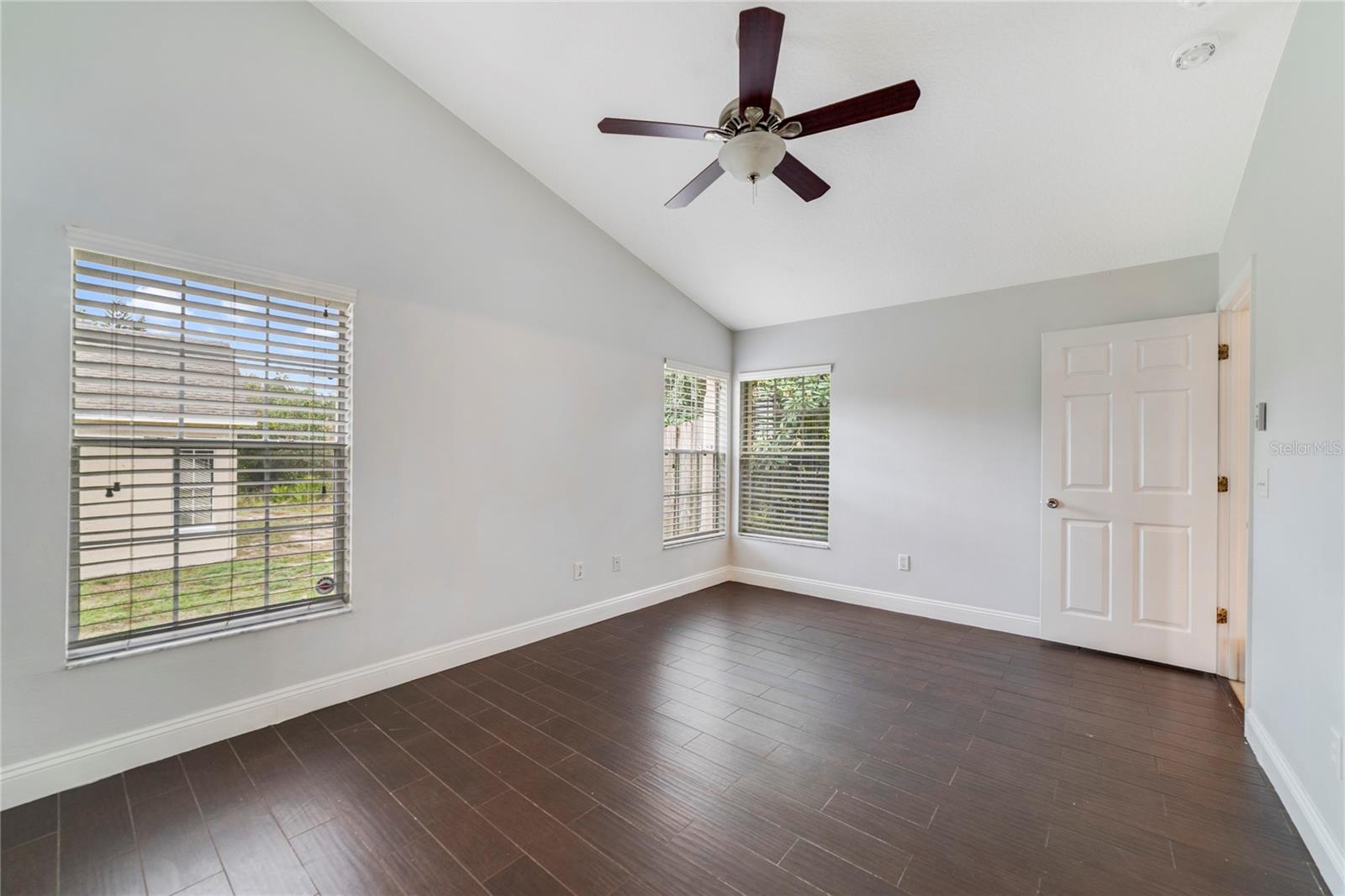 Image 8 of 25 For 210 Meadow Green Drive