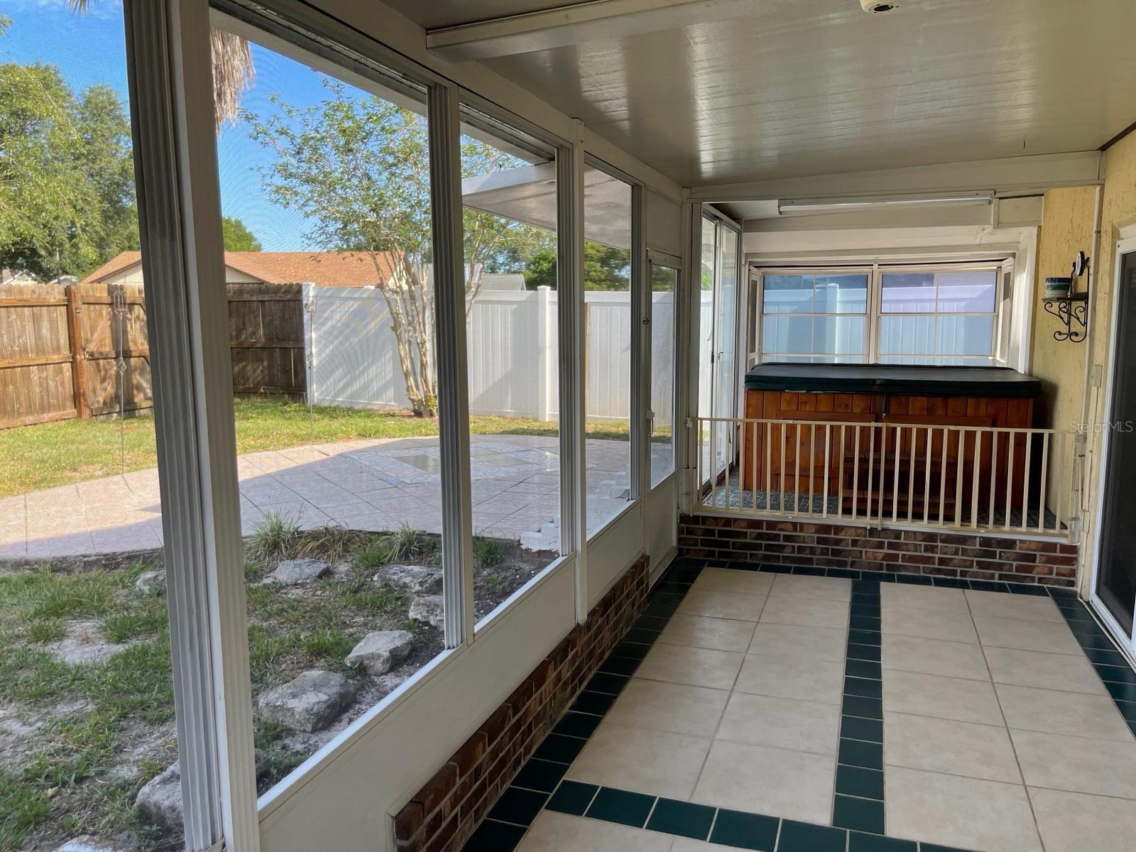 Image 16 of 39 For 1392 San Diego Court