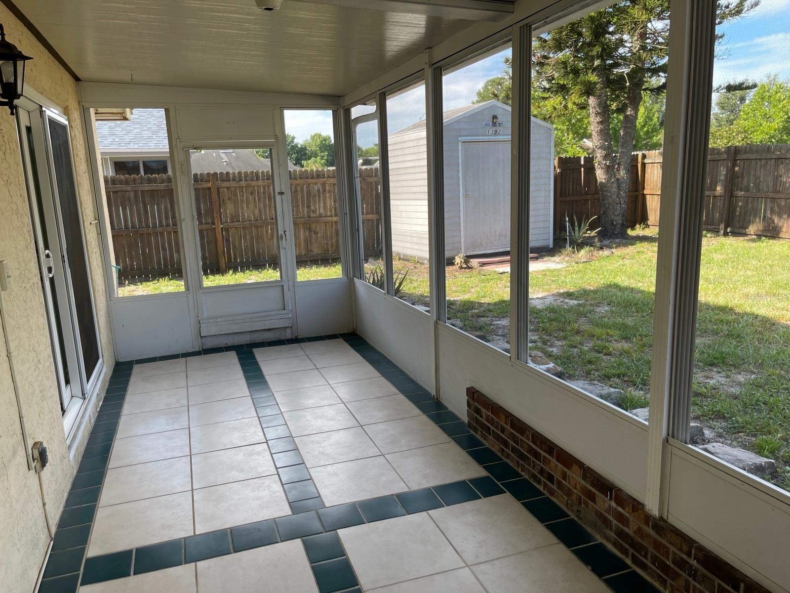 Image 17 of 39 For 1392 San Diego Court