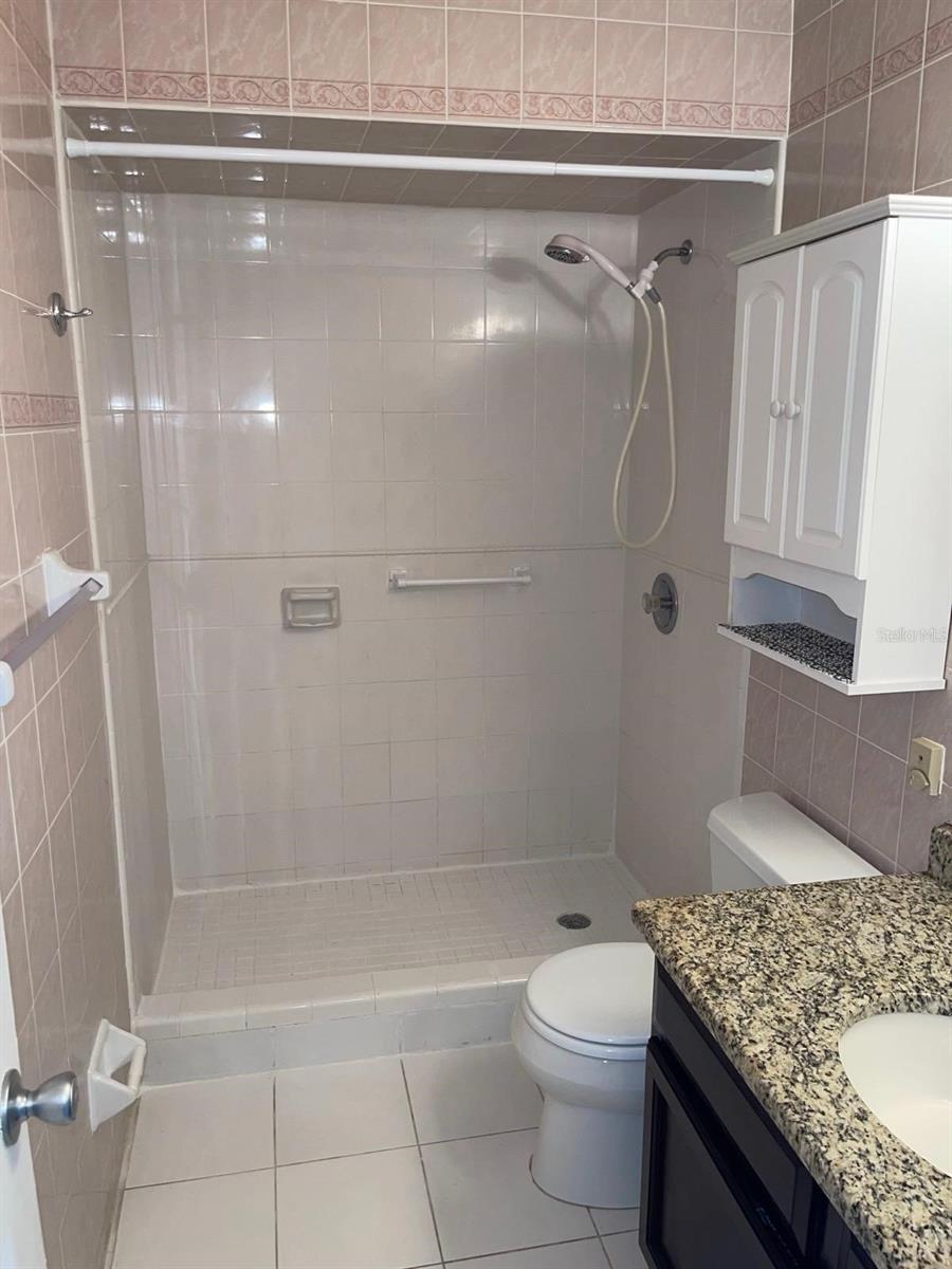 Image 23 of 39 For 1392 San Diego Court