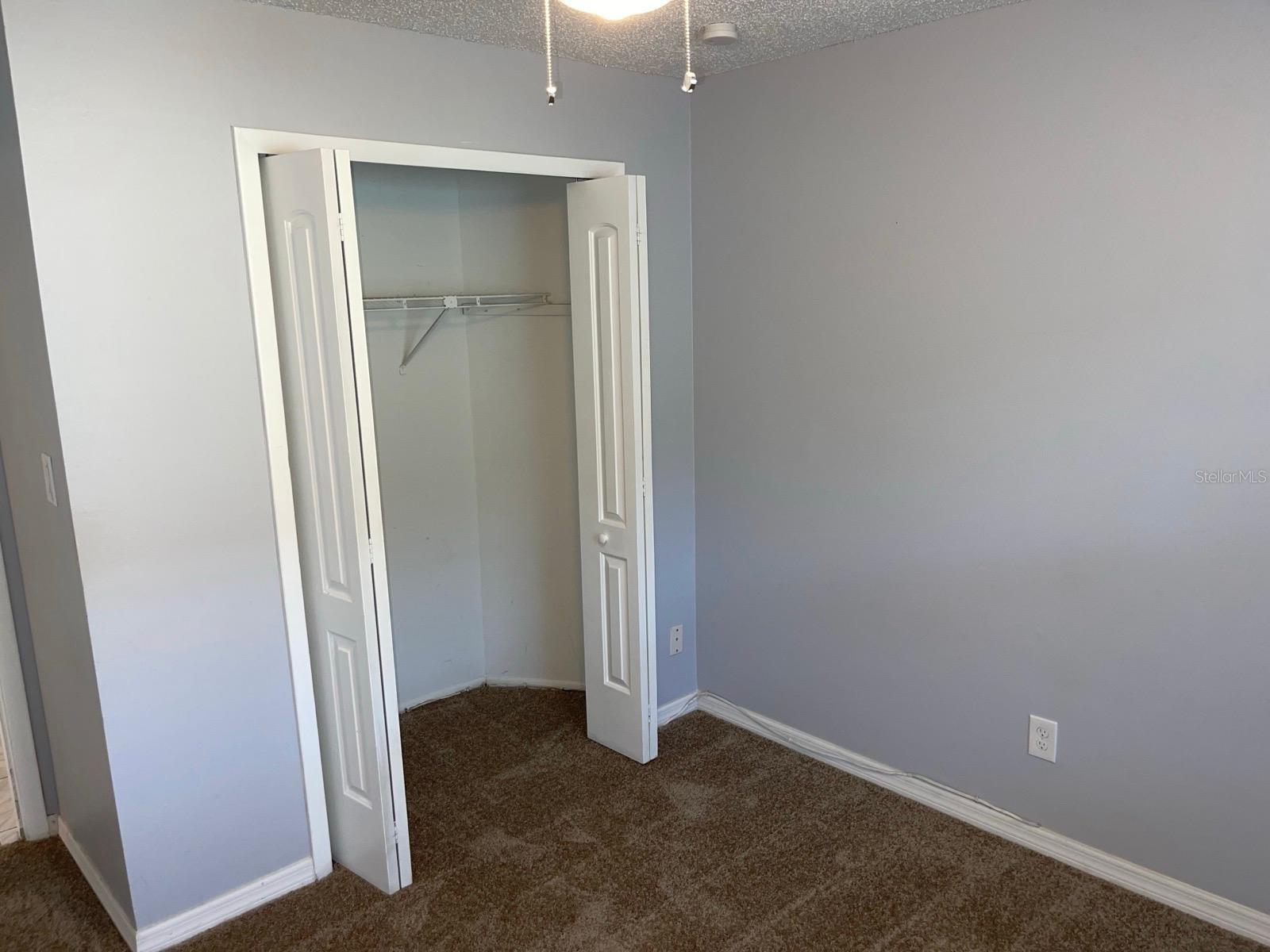 Image 28 of 39 For 1392 San Diego Court