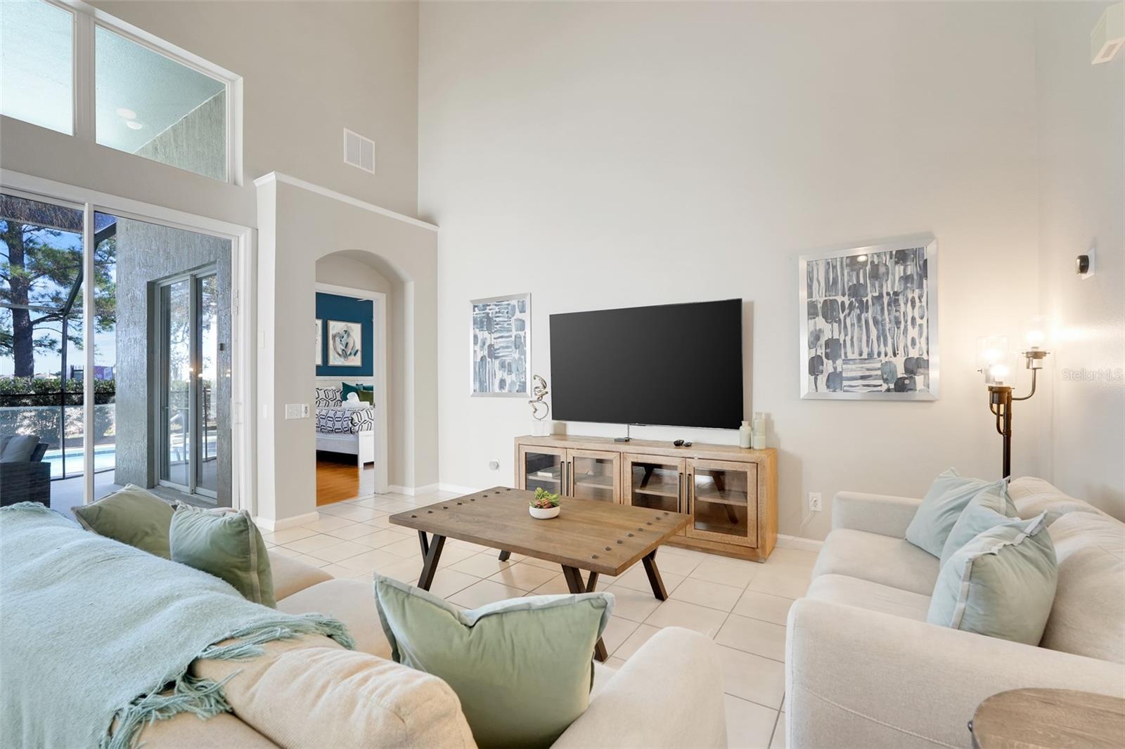 Image 11 of 59 For 8202 Fan Palm Way