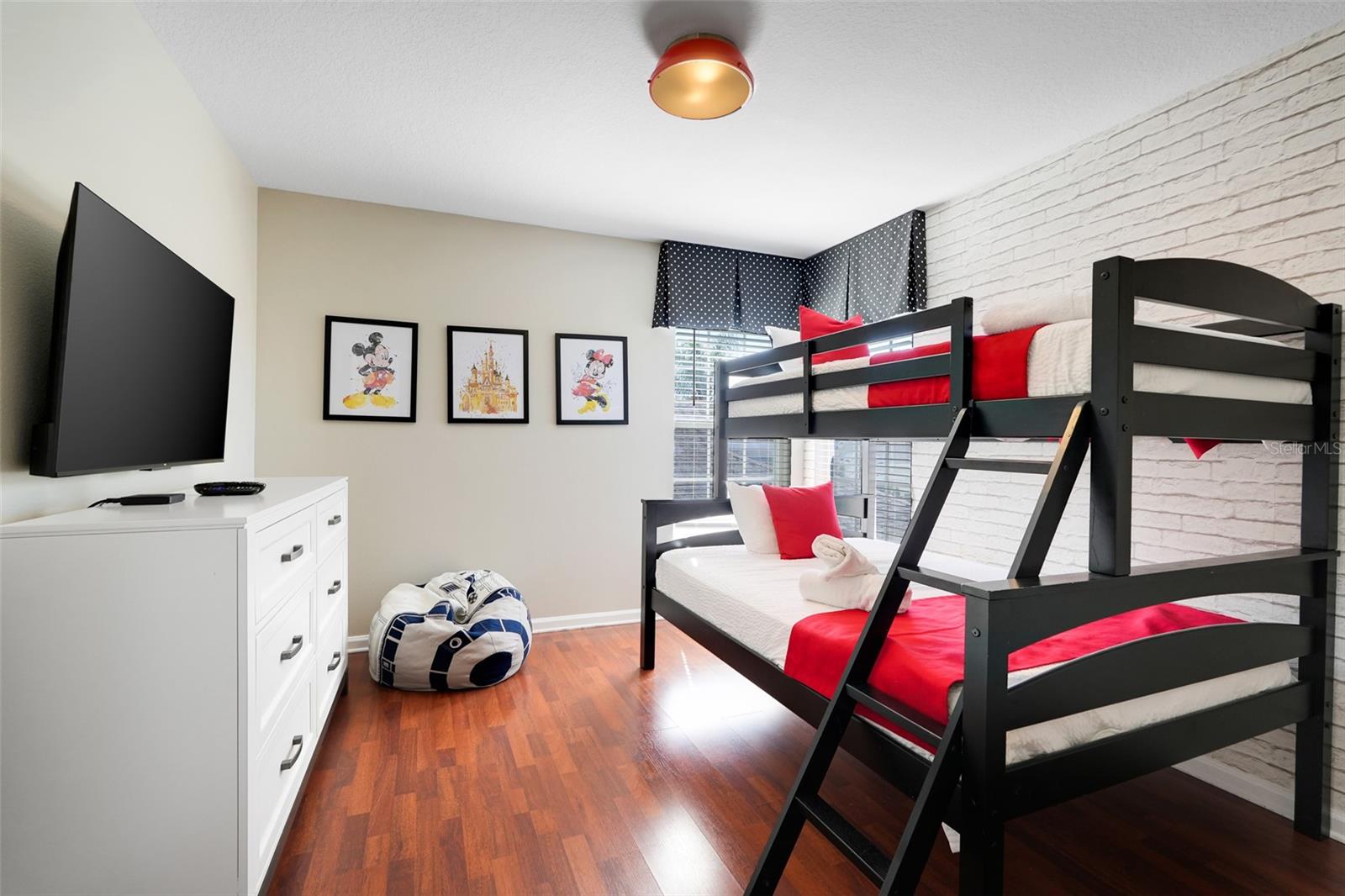 Image 30 of 59 For 8202 Fan Palm Way