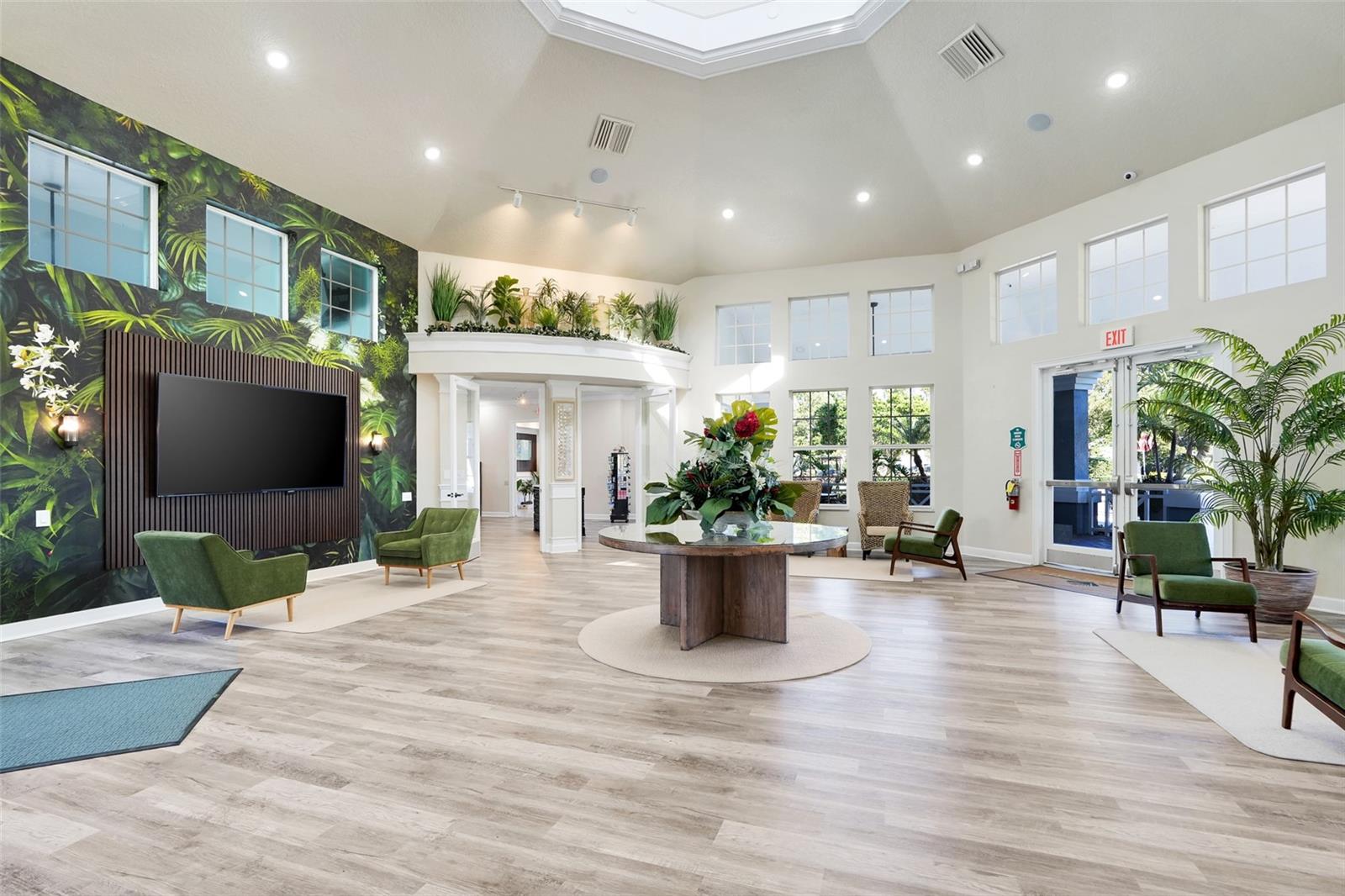 Image 40 of 59 For 8202 Fan Palm Way