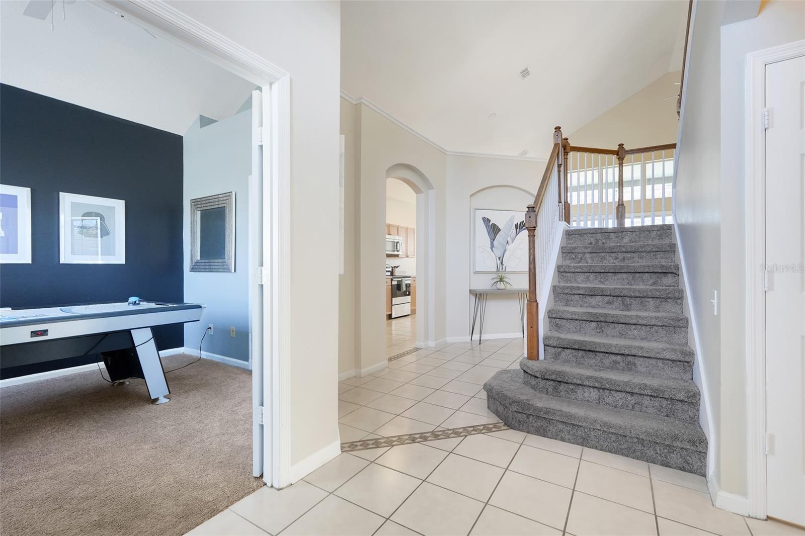 Image 6 of 59 For 8202 Fan Palm Way