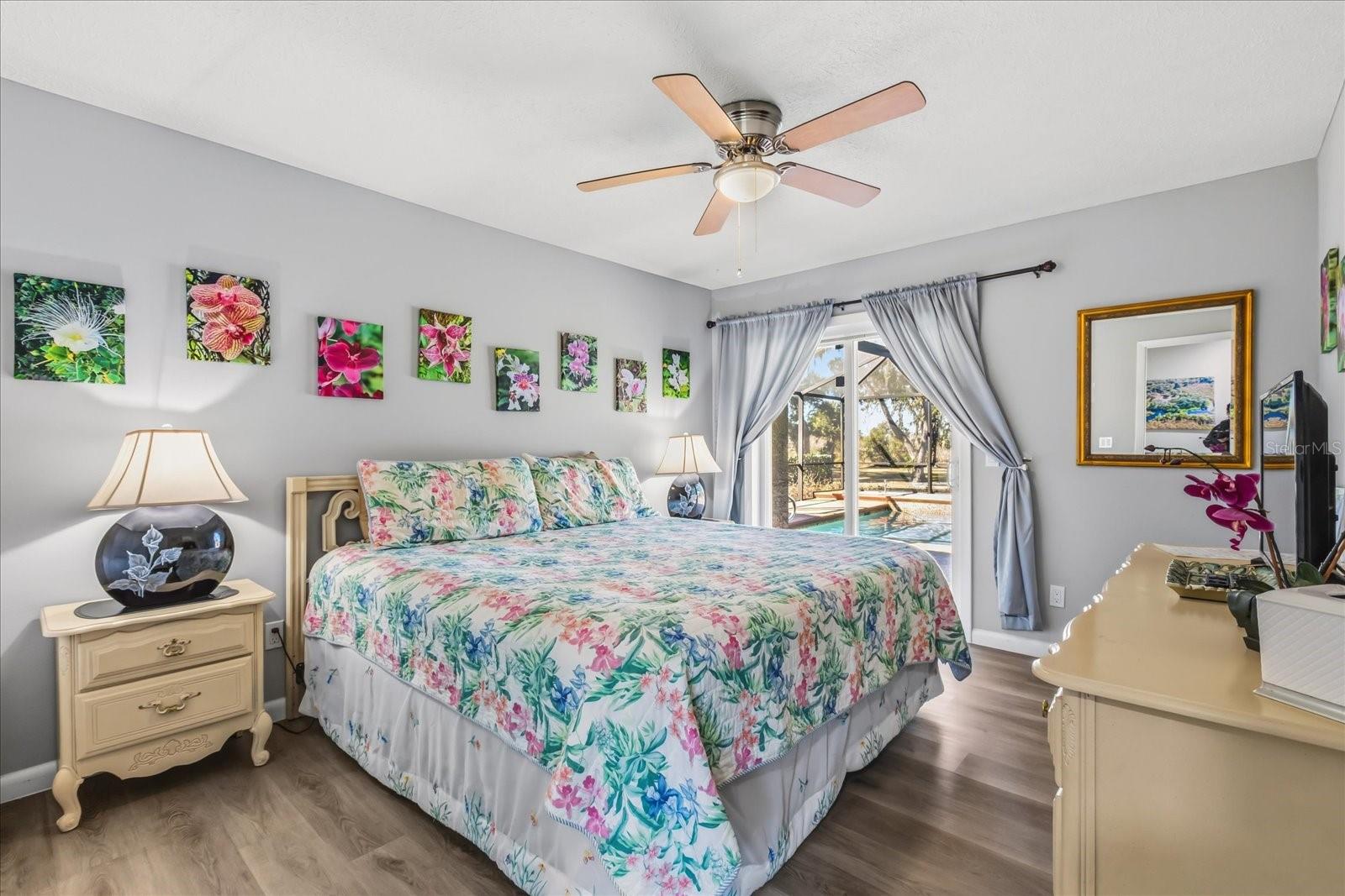 Listing photo id 26 for 1423 Lagoon Point