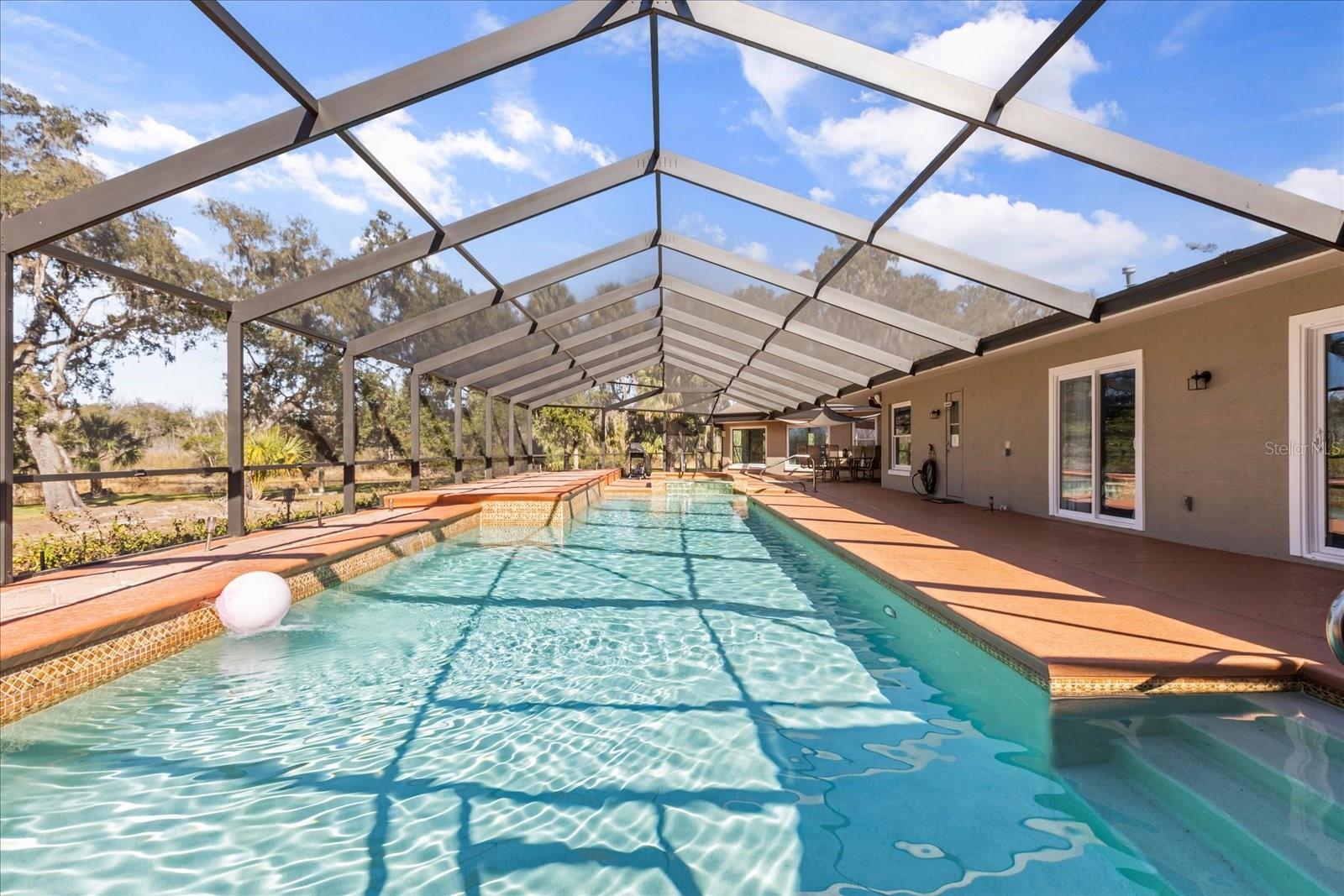 Listing photo id 34 for 1423 Lagoon Point