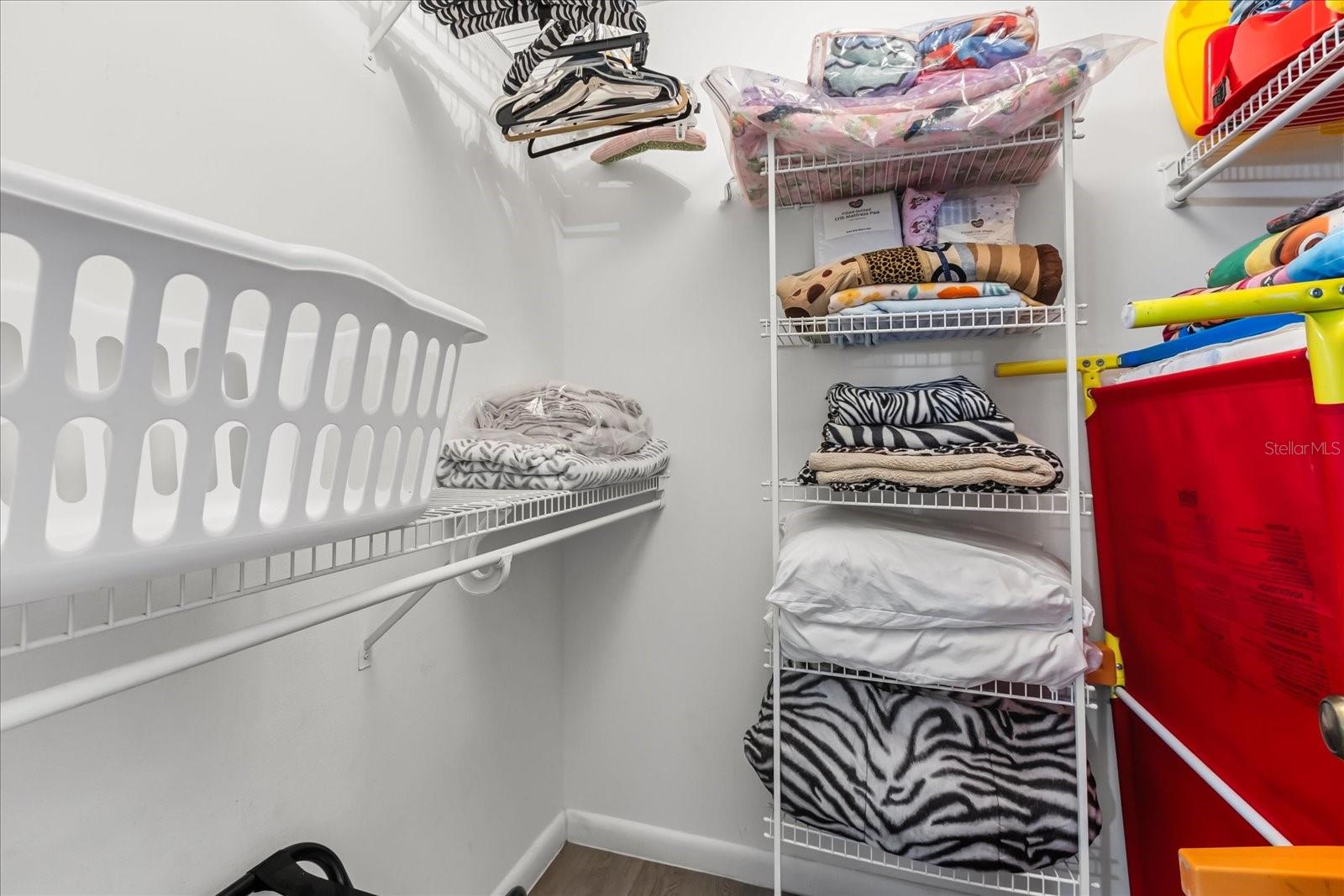 Listing photo id 39 for 1423 Lagoon Point