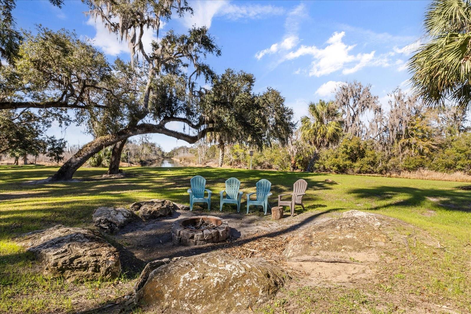 Listing photo id 55 for 1423 Lagoon Point