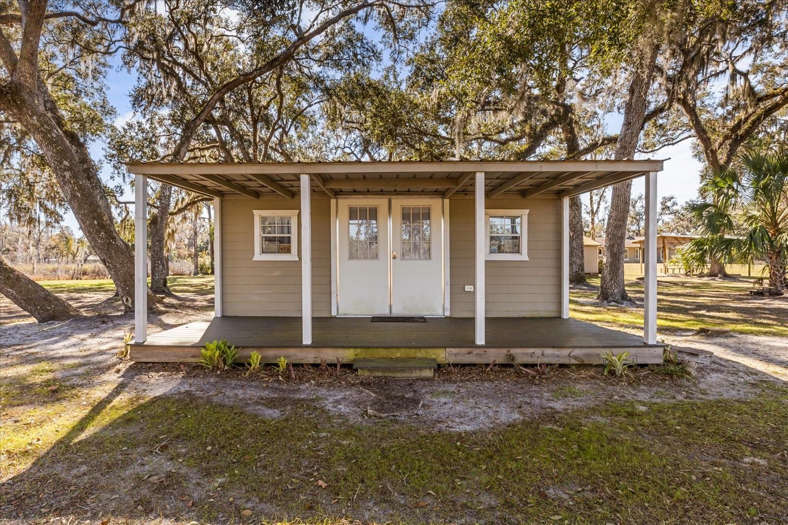 Listing photo id 61 for 1423 Lagoon Point