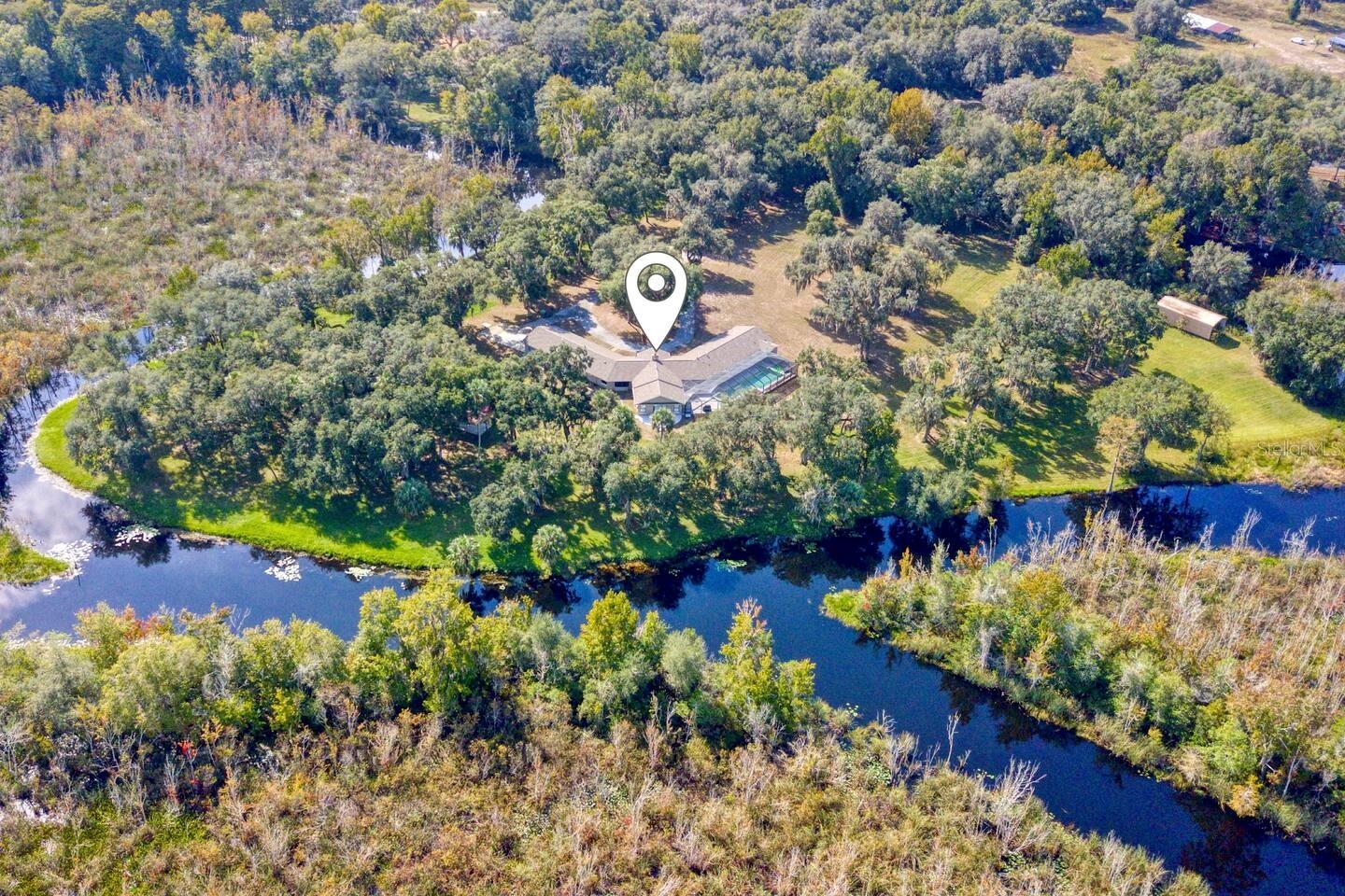 Listing photo id 64 for 1423 Lagoon Point