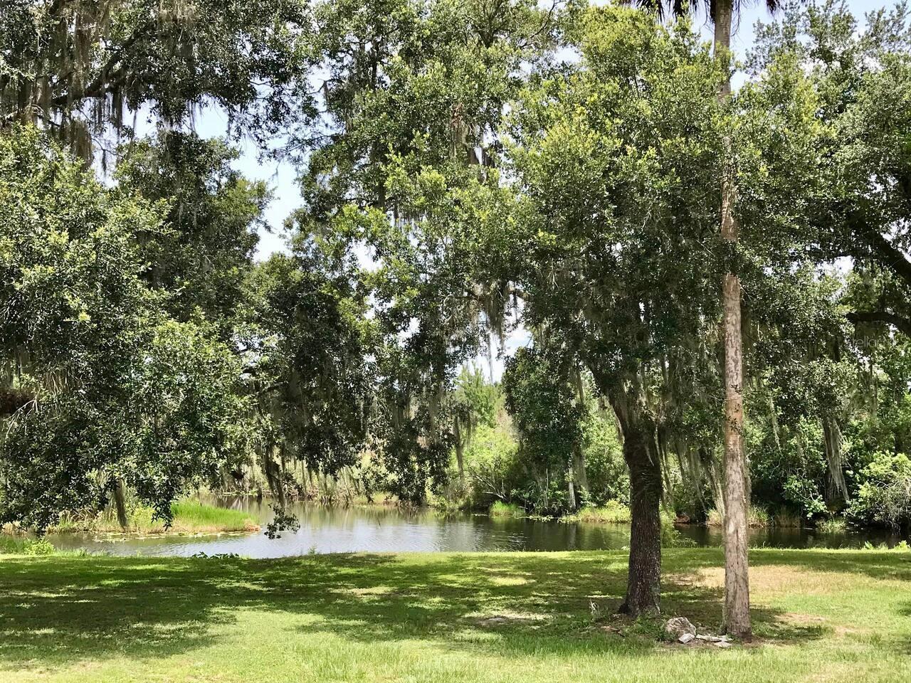 Listing photo id 66 for 1423 Lagoon Point