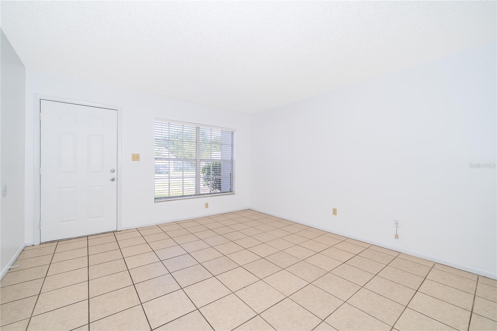 Image 10 of 25 For 8024 Woodduck Drive