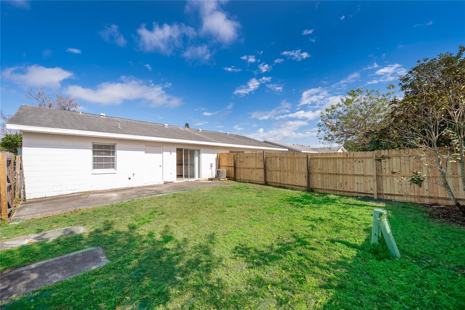 Image 23 of 25 For 8024 Woodduck Drive